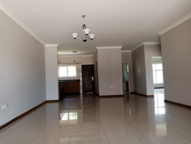 2-bedroom-flat-for-rent-in-chalala-big-1