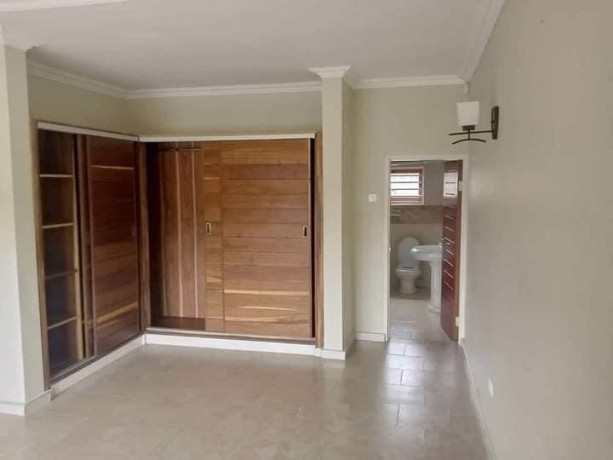 3-bedroom-flat-for-rent-in-ibex-hill-big-8