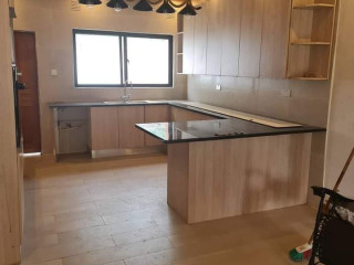 2-bedroom-flat-for-rent-in-olympia