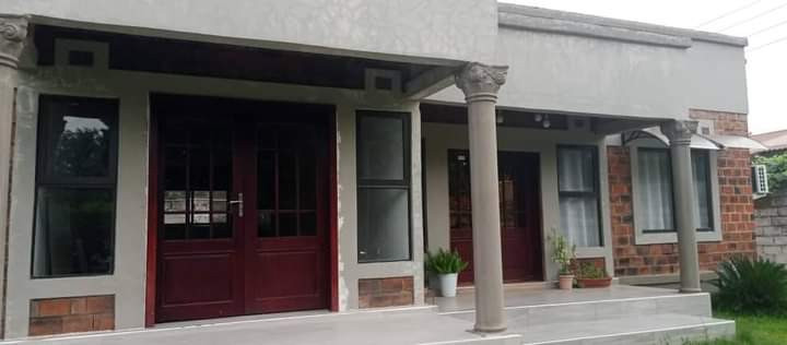 2-bedroom-flat-for-rent-in-olympia-big-5