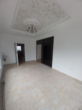 3-bedroom-flat-for-rent-in-makeni-big-3