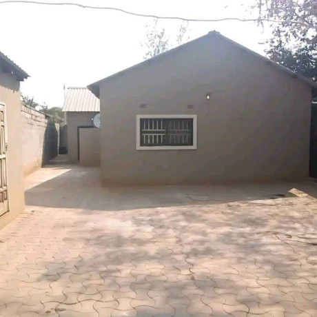 2-bedroom-flat-for-rent-in-ibex-hill-big-0