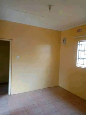1-bedroom-cottage-for-rent-in-libala-south-big-5