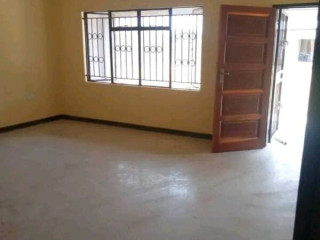 2-bedroom-flat-for-rent-in-makeni