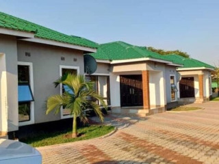 2-bedroom-flat-for-rent-in-ibex-meanwood