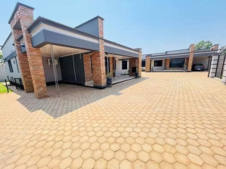 3-bedroom-flat-for-rent-in-ibex-hill