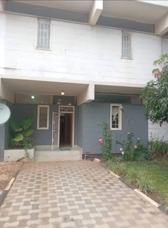 3-bedroom-flat-for-rent-in-kabulonga-big-0