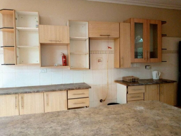 4-bedroom-standalone-house-rent-in-lilayi-big-3