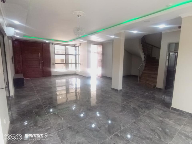 5-bedroom-apartment-for-rent-in-foxdale-big-8