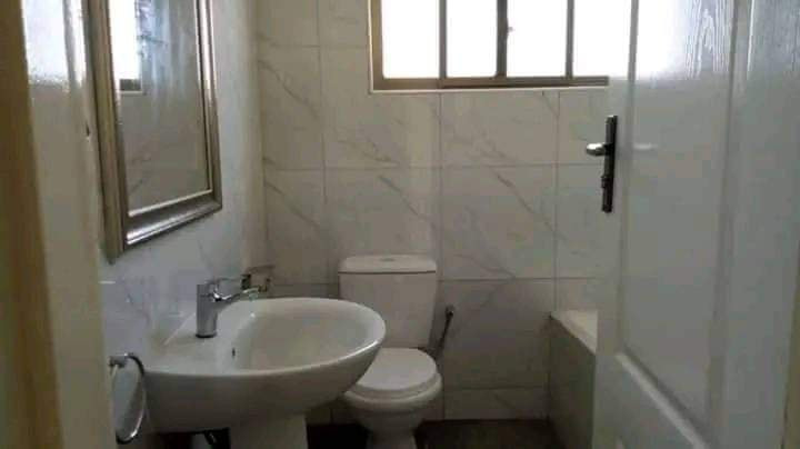 3-bedroom-flat-for-rent-in-salama-park-big-4