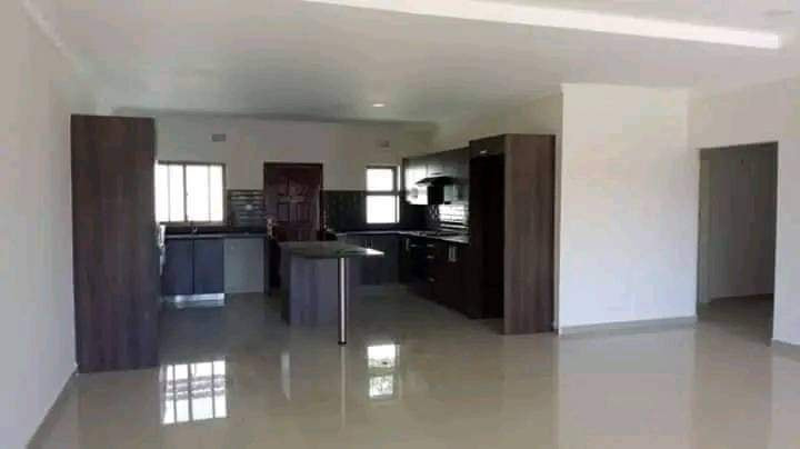 3-bedroom-flat-for-rent-in-salama-park-big-7