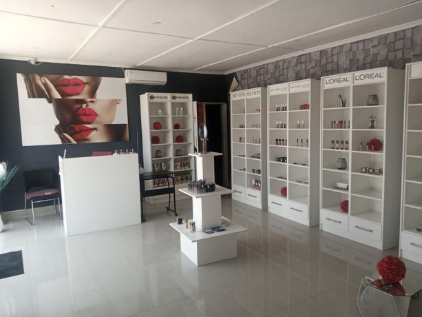 shop-for-rent-in-olympia-park-big-1