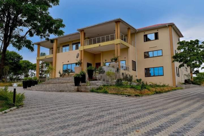 6-bedroom-fully-furnished-house-for-rent-in-state-lodge-big-8