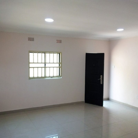 2-bedroom-flat-for-rent-in-ibex-hill-big-1