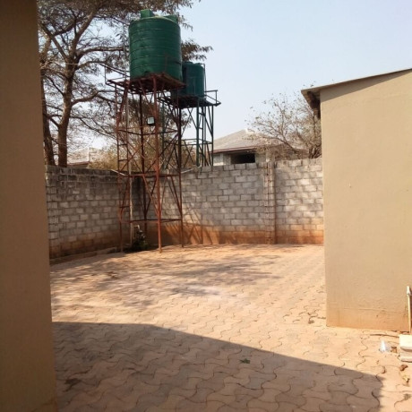 2-bedroom-flat-for-rent-in-ibex-hill-big-3