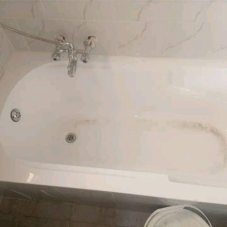 2-bedroom-house-for-rent-in-meanwood-big-2