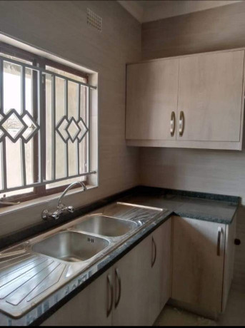 2-bedroom-flat-for-rent-in-ibex-meanwood-big-3