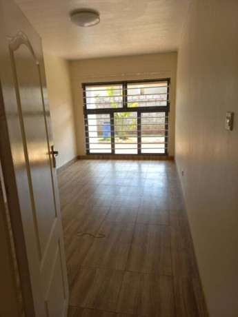 2-3-bedroom-flats-for-rent-in-ibex-hill-big-7