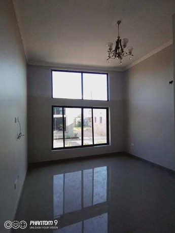 3-bedroom-flat-for-rent-big-4