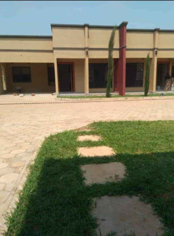 2-bedroom-flat-for-rent-in-makeni-konga-big-5