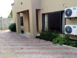 2-bedroom-flat-for-rent-in-nyumba-yanga