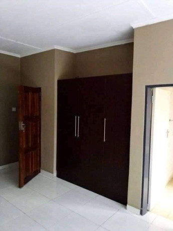 2-bedroom-flat-for-rent-in-nyumba-yanga-big-9