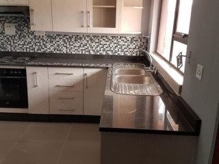 3-bedroom-flat-for-rent-in-ibex-meanwood