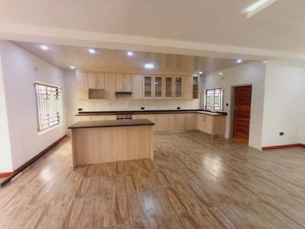 3-bedroom-flat-for-rent-in-olympia-big-4