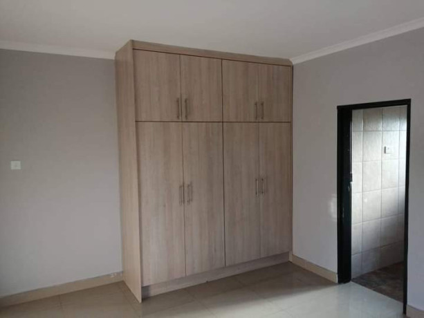 3-bedroom-house-for-rent-in-avondale-big-2