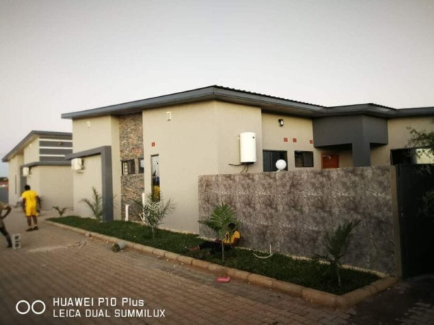 2-bedroom-flat-for-rent-in-ibex-meanwood-big-5