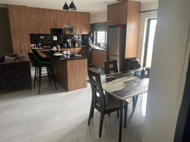 2-bedroom-flat-for-rent-in-meanwood-ibex-big-2