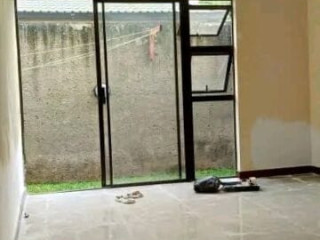 2-bedroom-flat-for-rent-in-avondale