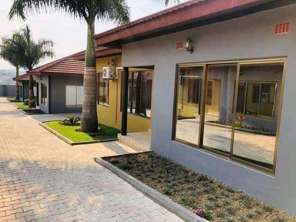 2-bedroom-furnished-apartment-for-rent-in-chudleigh-big-0