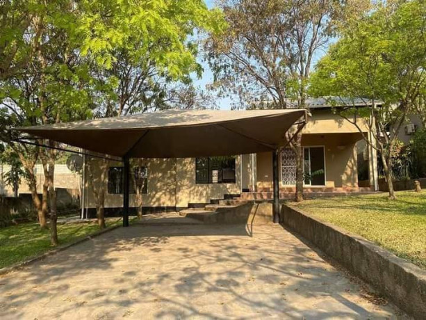 2-bedroom-house-for-rent-in-roma-big-2