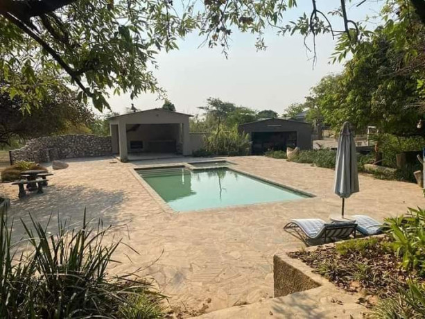 2-bedroom-house-for-rent-in-roma-big-3