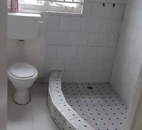 1-bedroom-spacious-bedsitter-for-rent-in-meanwood-big-3