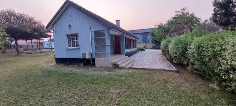 office-space-for-rent-in-rhodespark-big-0