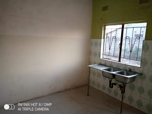 2-bedroom-flat-for-rent-in-chalala-big-2