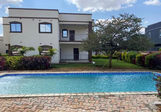 5-bedroom-apartment-for-sale-in-lilayi-big-0