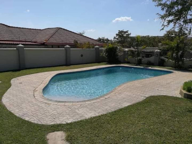 2-bedroom-fully-furnished-home-for-rent-in-roma-park-big-2