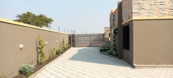 2-bedroom-flat-for-rent-in-silverest-big-0