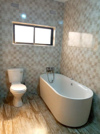 2-bedroom-flat-for-rent-in-silverest-big-7