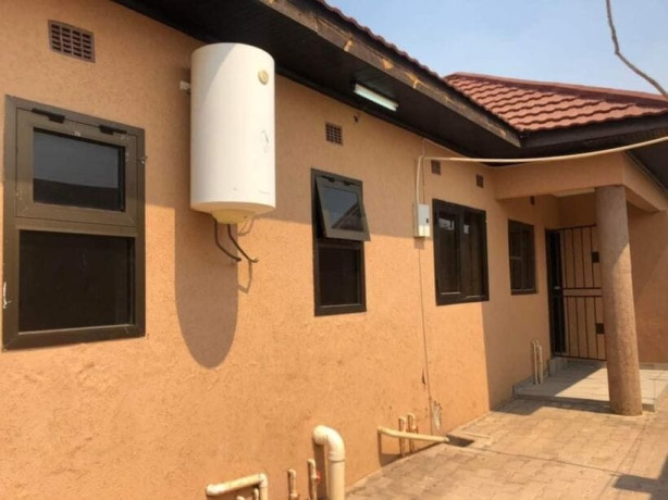 2-bedroom-flat-for-rent-in-ibex-hill-big-1