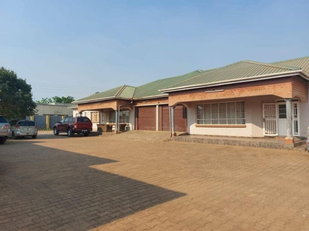 2-bedroom-flat-for-rent-in-chalala-big-0