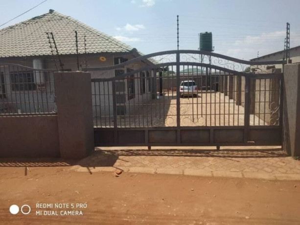 3-bedroom-flat-for-rent-in-chalala-big-0