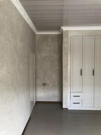 3-bedroom-flat-for-rent-in-chalala-big-9