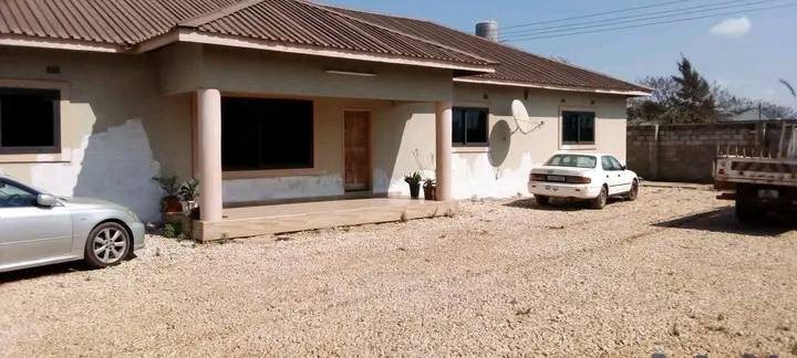 3-bedroom-flat-for-rent-in-chalala-big-0