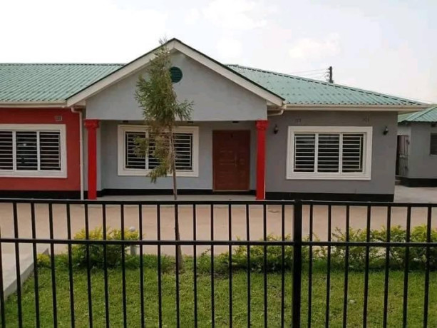3-bedroom-flat-for-rent-in-lusaka-west-big-0