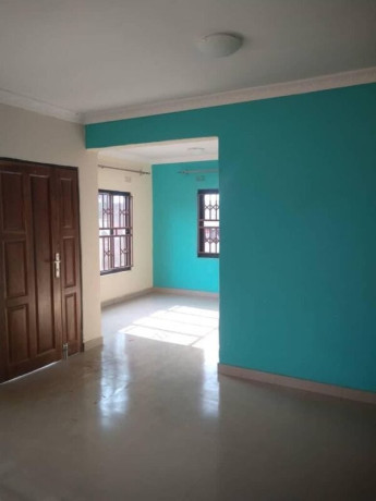 3-bedroom-flat-for-rent-in-chalala-big-3