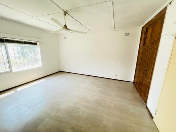 commercial-property-for-sale-in-longacres-big-5